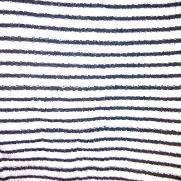 Art Class black and white striped shirt - Picture 4 of 4